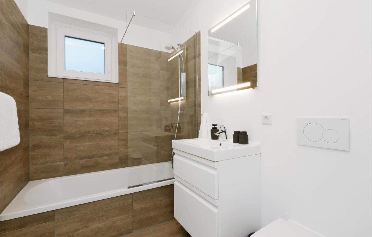Lovely Home In Lembruch-Duemmer See With Wifi Esterno foto